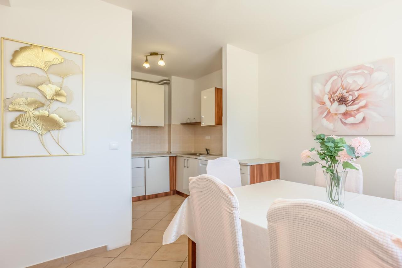 Indigo Apartment Makarska Esterno foto