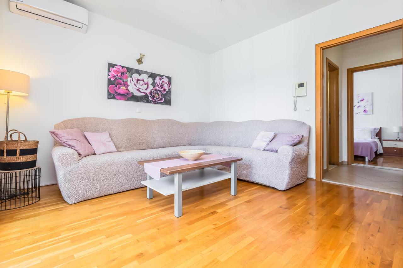Indigo Apartment Makarska Esterno foto
